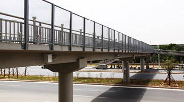 蔚藍造型鋼結構橋梁工程：平頂山人行天橋