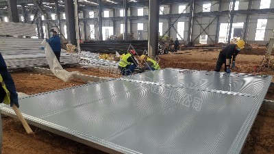 蔚藍鋼構百科：鋼結構廠房大門制作、安裝該注意什么